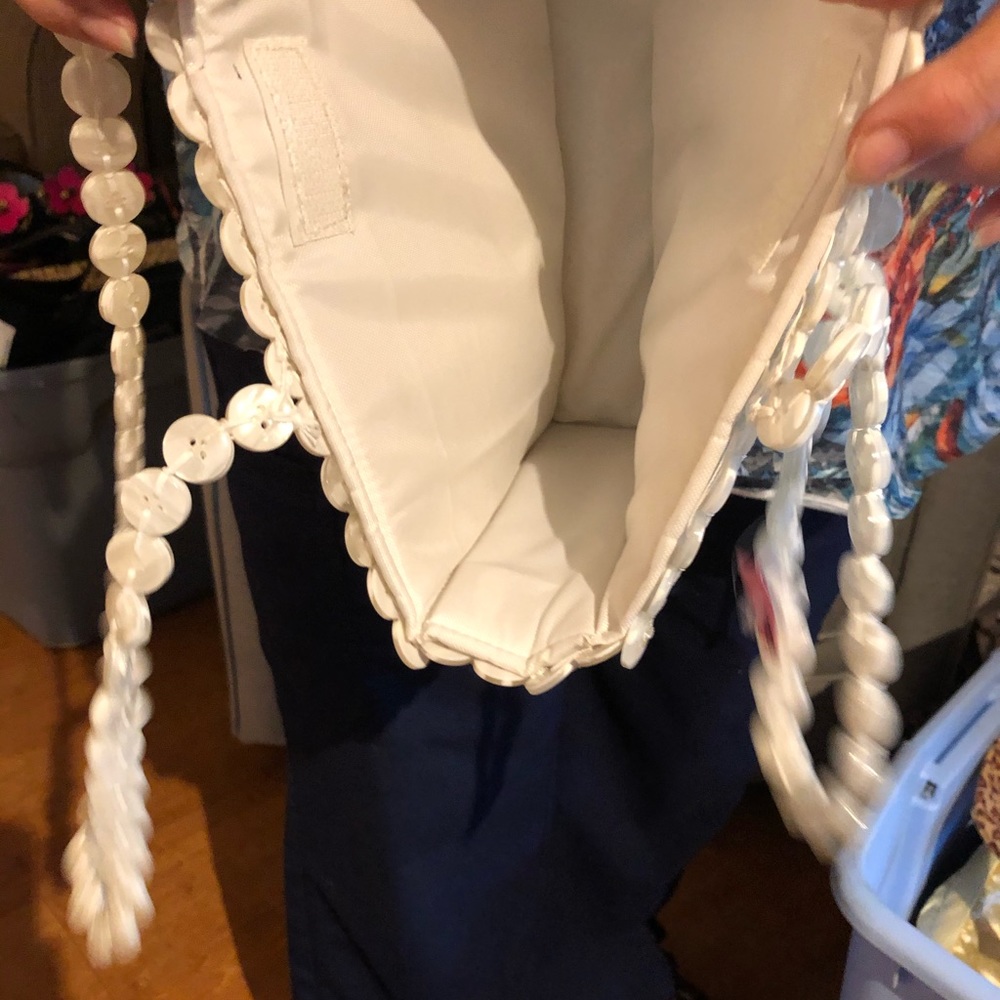 White button bag - Picture 2 of 2